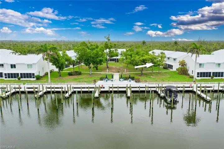 Boat are docks available for sale or rent