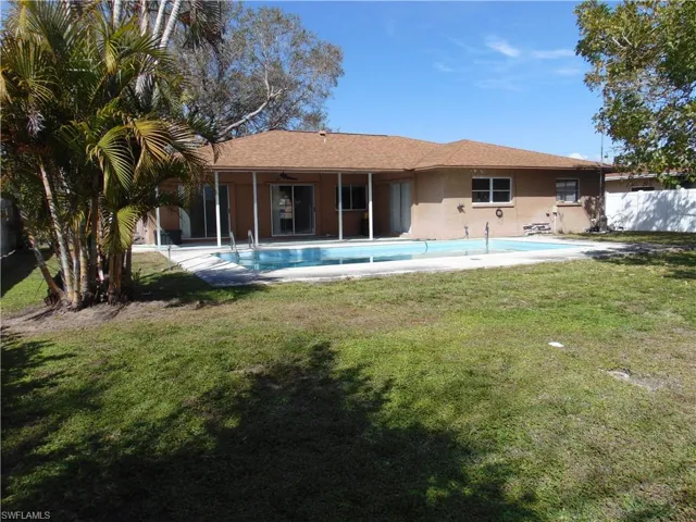 82  Johnnycake  DR, Naples, FL 34110