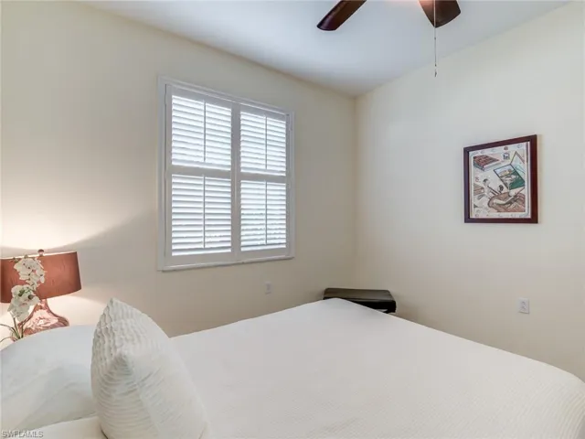 Guest bedroom 2