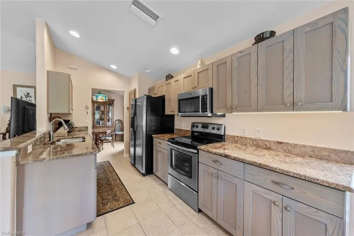 9964  Horse Creek  RD, Fort Myers, FL 33913