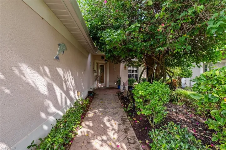 9964  Horse Creek  RD, Fort Myers, FL 33913
