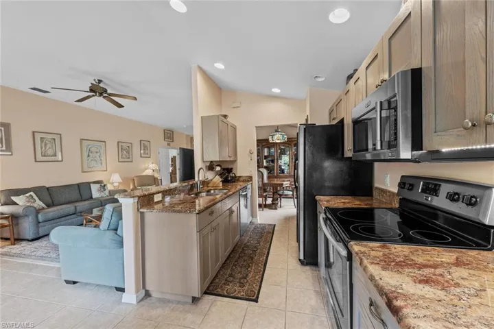 9964  Horse Creek  RD, Fort Myers, FL 33913