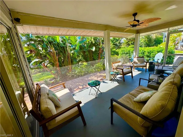 View of patio / terrace with ceiling fan and outdoor lounge area