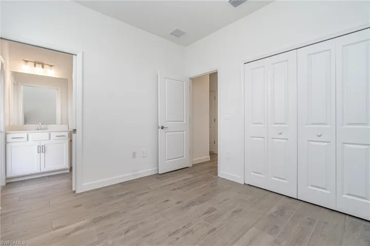 10849  Timber Creek  DR, Fort Myers, FL 33913