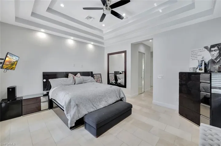 140 37th Ave Nw, Naples, Florida 34120