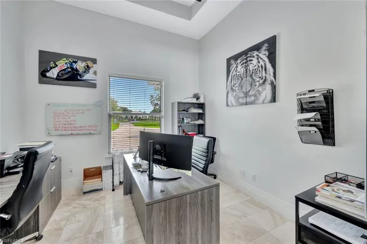 140 37th Ave Nw, Naples, Florida 34120