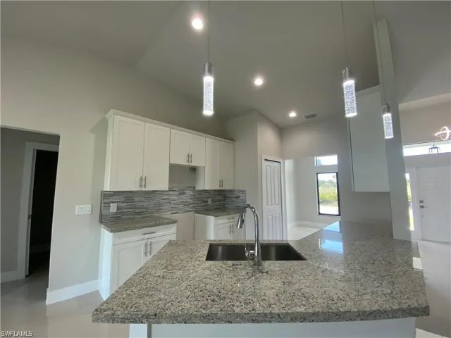 1702 W 13th St, Lehigh Acres Fl 33972
