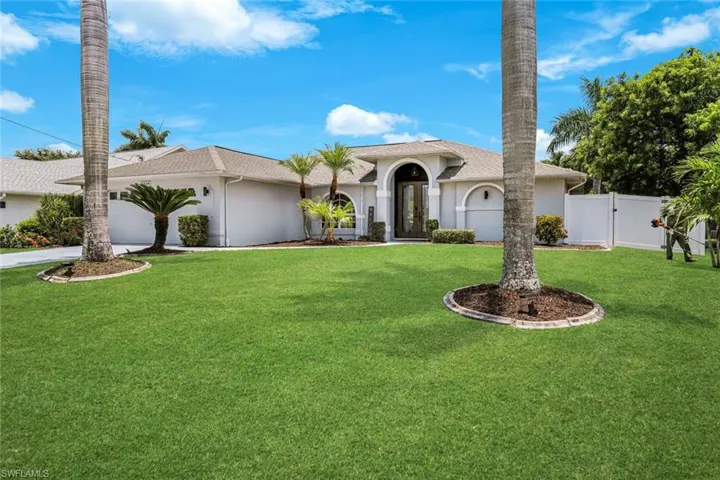 1438 Sw 57th St, Cape Coral, Florida 33914