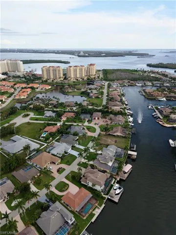 1438 Sw 57th St, Cape Coral, Florida 33914