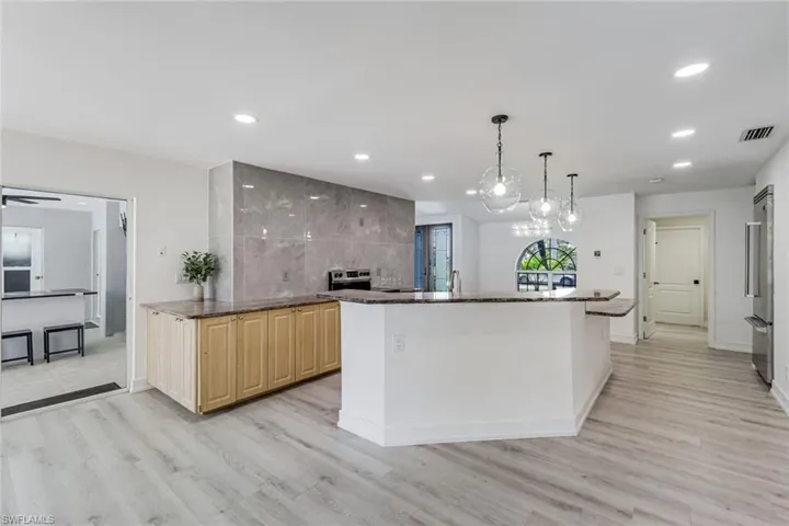 1438 Sw 57th St, Cape Coral, Florida 33914