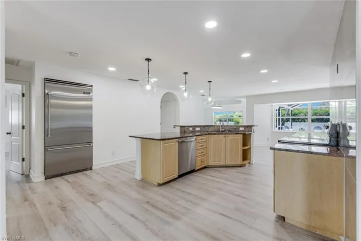 1438 Sw 57th St, Cape Coral, Florida 33914