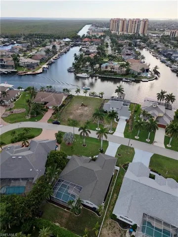 1438 Sw 57th St, Cape Coral, Florida 33914