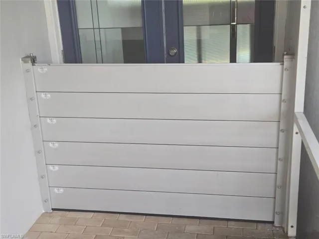 Exterior view of radiator heating unit