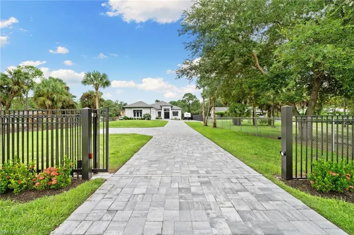 1419  13th SW ST, Naples, FL 34117