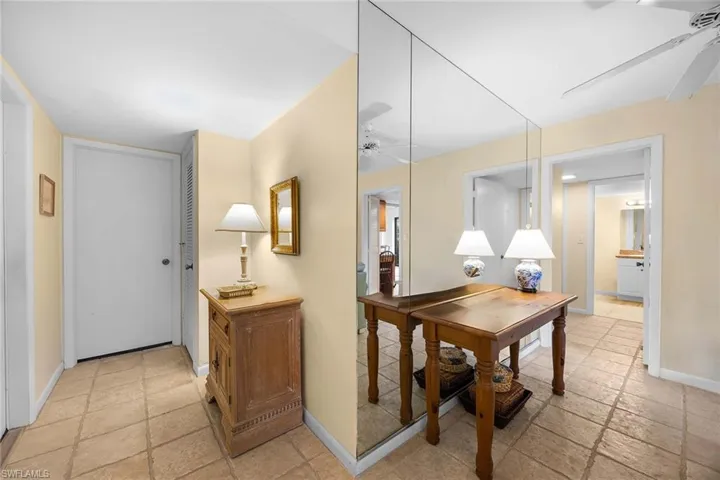 1830 Bald Eagle Dr 431a, Naples, Florida 34105