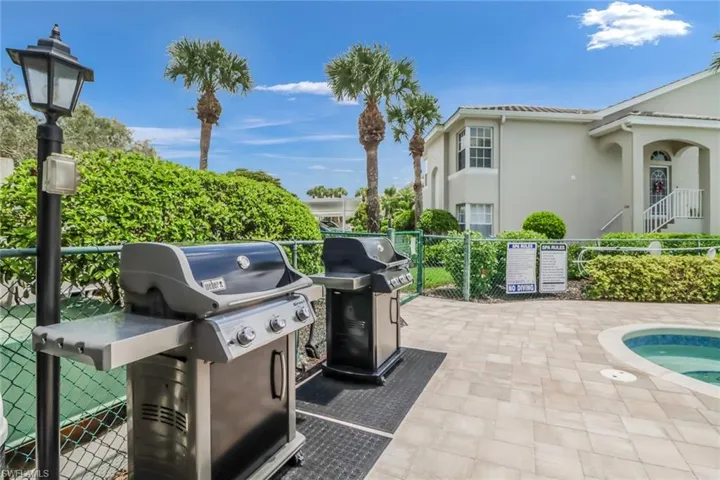 13131 Castle Harbour Dr M3, Naples, Florida 34110