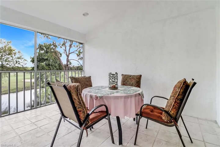 13131 Castle Harbour Dr M3, Naples, Florida 34110