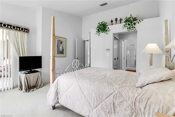 13131 Castle Harbour Dr M3, Naples, Florida 34110