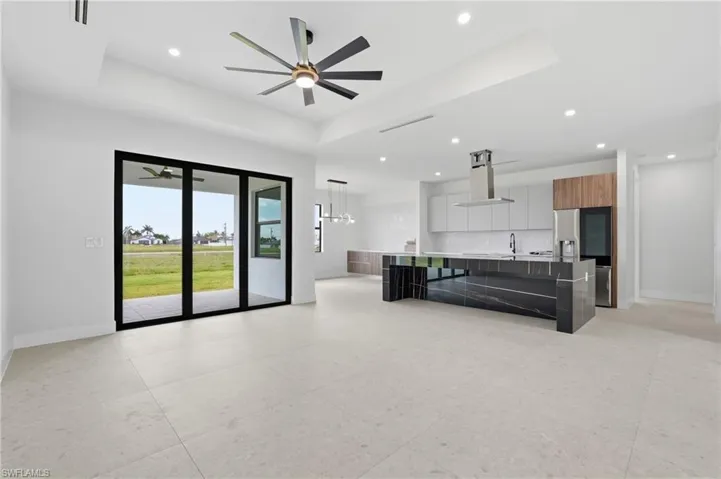 321 Ne 15th Ter, Cape Coral, Florida 33909