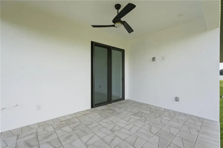 321 Ne 15th Ter, Cape Coral, Florida 33909