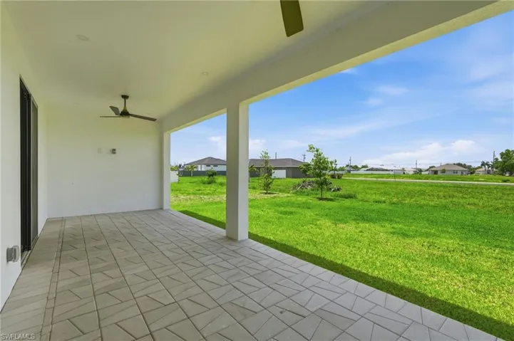 321 Ne 15th Ter, Cape Coral, Florida 33909
