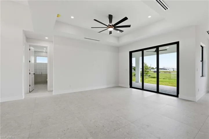 321 Ne 15th Ter, Cape Coral, Florida 33909