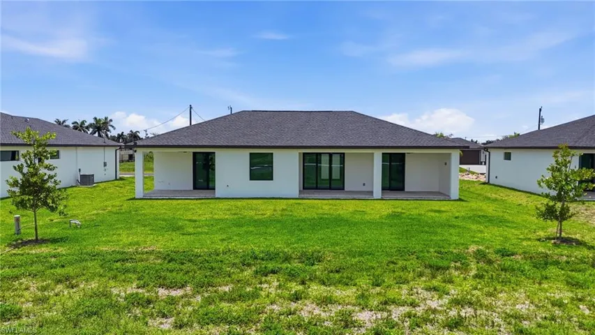 321 Ne 15th Ter, Cape Coral, Florida 33909