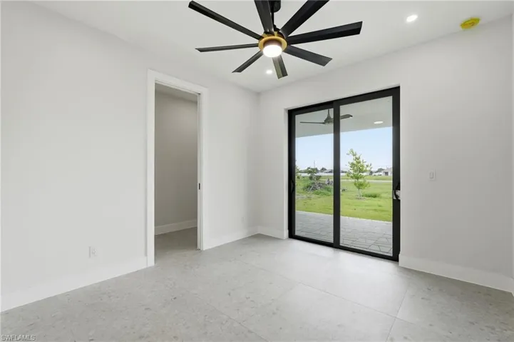 321 Ne 15th Ter, Cape Coral, Florida 33909