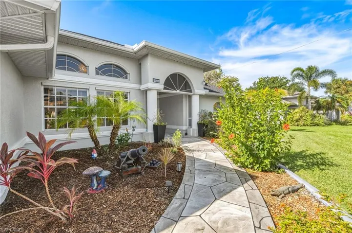 23529 Dean Ave, Port Charlotte, Florida 33954