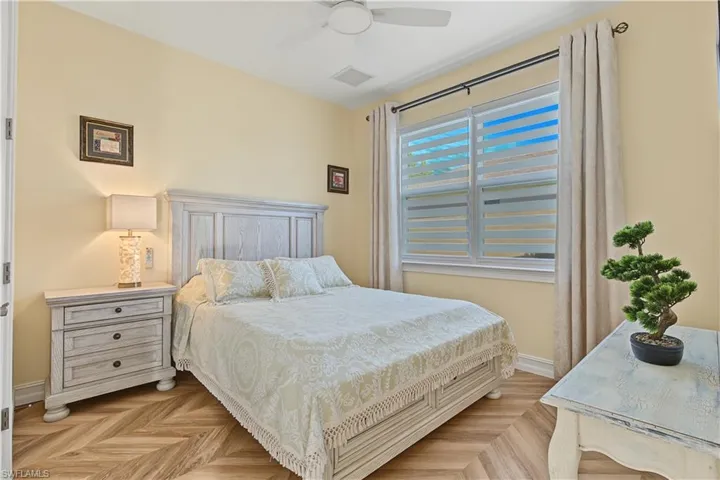 3161 Amadora Cir, Cape Coral, Florida 33909