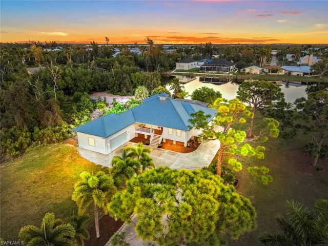 11940 Oakland Dr, Bokeelia, Florida 33922