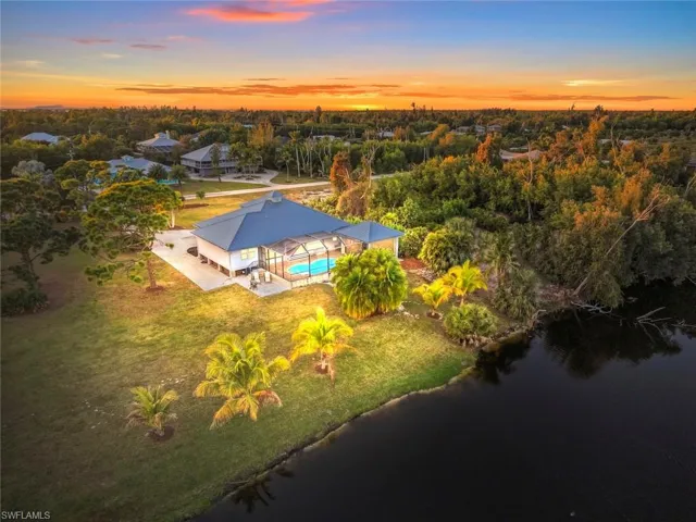 11940 Oakland Dr, Bokeelia, Florida 33922
