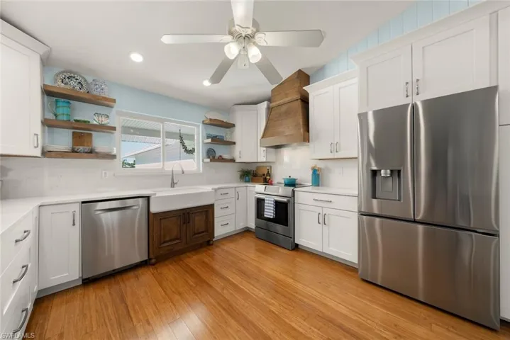 11940 Oakland Dr, Bokeelia, Florida 33922
