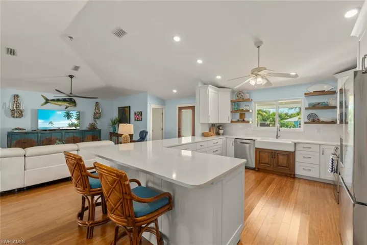 Breakfast Bar