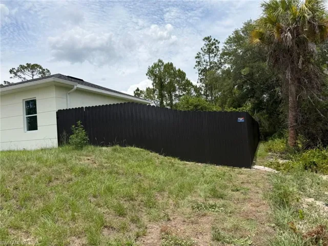 105 E 9th St, Lehigh Acres, Florida 33972