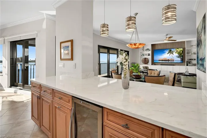 524  La Peninsula  BLVD, Naples, FL 34113