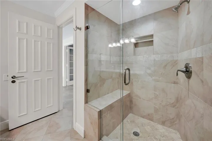 524  La Peninsula  BLVD, Naples, FL 34113