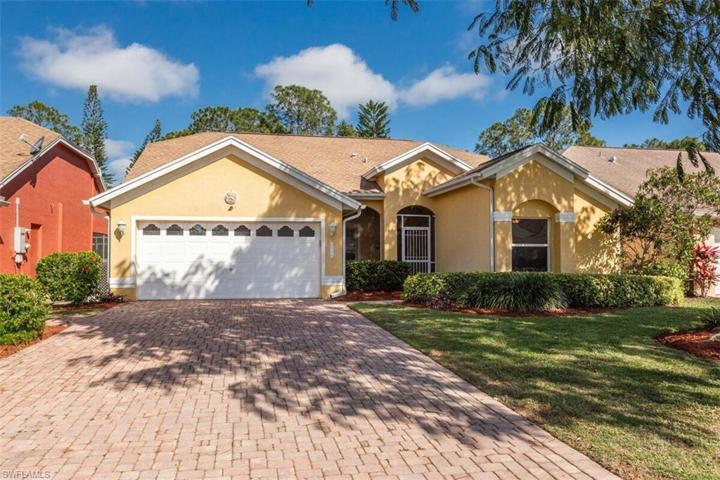 6630 Vancouver LN, NAPLES FL 34104