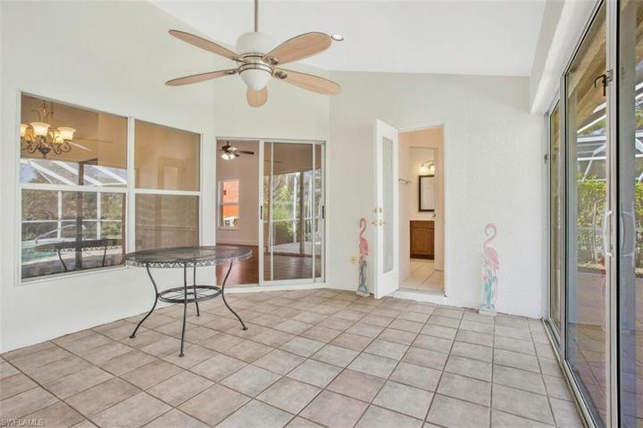 6630 Vancouver LN, NAPLES FL 34104