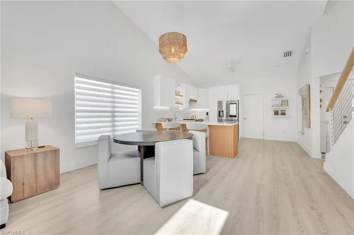 4716 Via Carmen, Naples, Florida 34105
