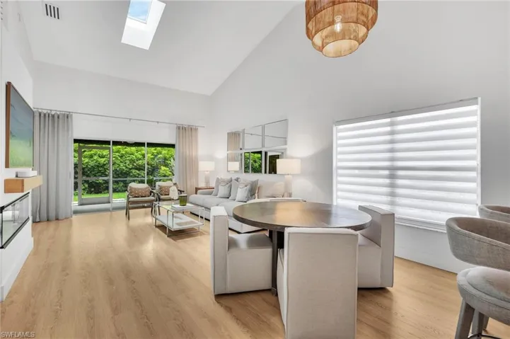 4716 Via Carmen, Naples, Florida 34105
