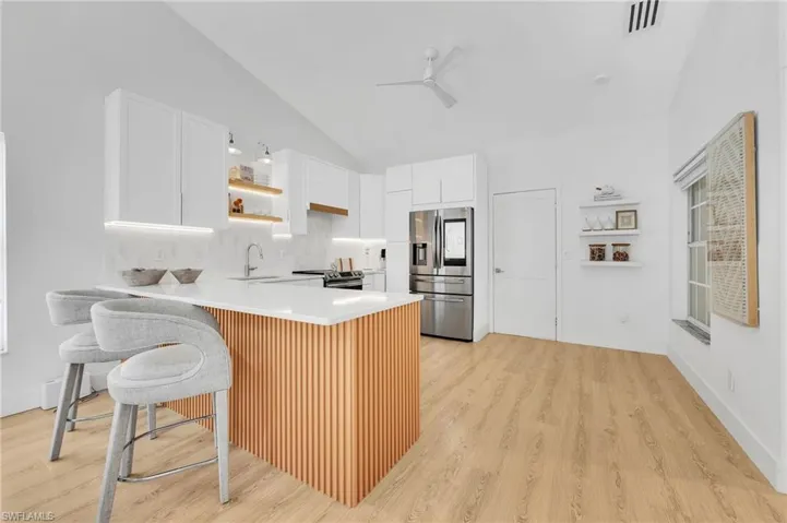 4716 Via Carmen, Naples, Florida 34105