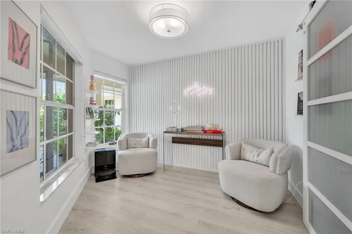4716 Via Carmen, Naples, Florida 34105
