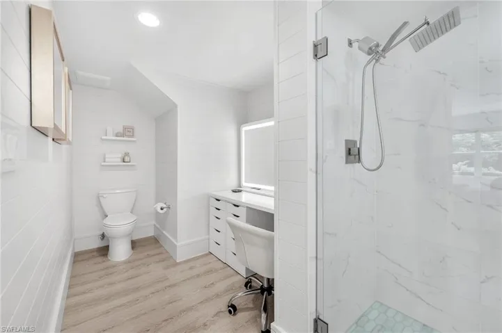 4716 Via Carmen, Naples, Florida 34105