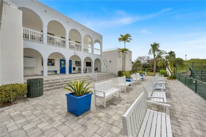 4716 Via Carmen, Naples, Florida 34105