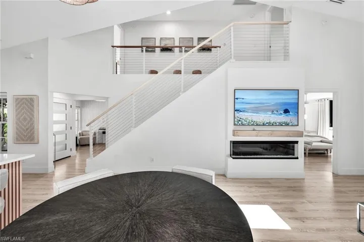 4716 Via Carmen, Naples, Florida 34105