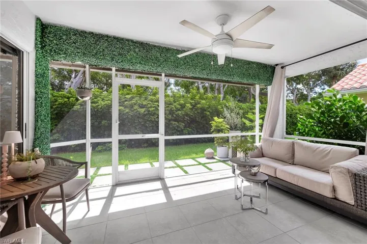 4716 Via Carmen, Naples, Florida 34105