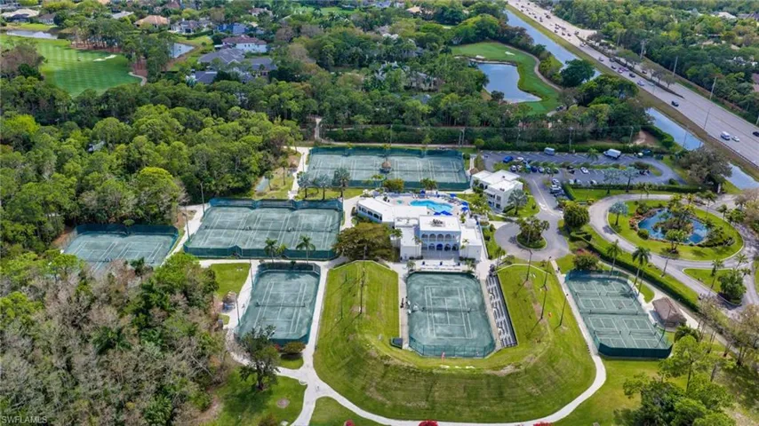 4716 Via Carmen, Naples, Florida 34105