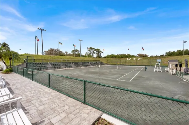 4716 Via Carmen, Naples, Florida 34105