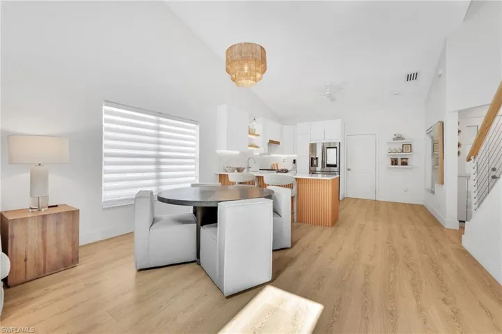 4716 Via Carmen, Naples, Florida 34105